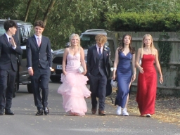 YR11 Prom 2025 - Arrivals